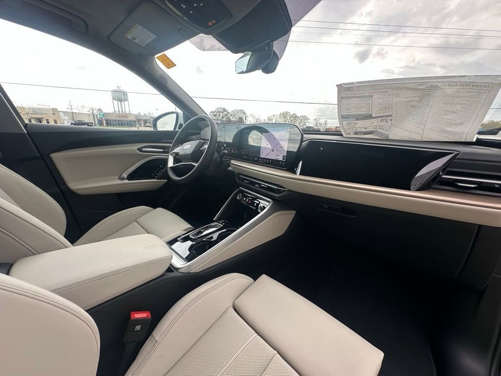 New 2025 Audi Q5 Premium Plus w/ Premium Plus image 30