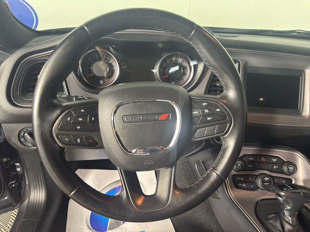 Used 2023 Dodge Challenger SXT RWD image 22