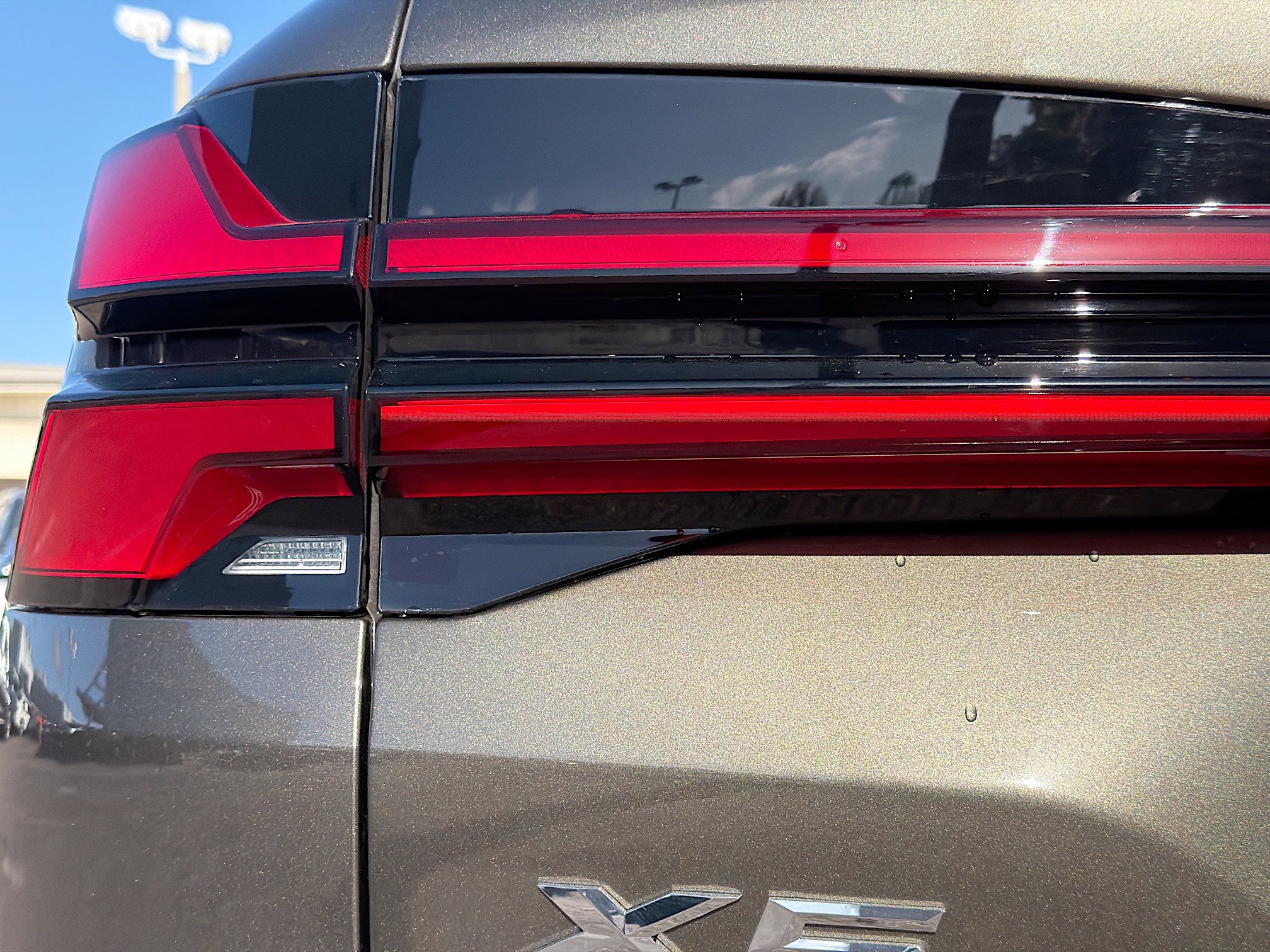 New 2026 BMW X5 xDrive50e w/ Executive Package image 10