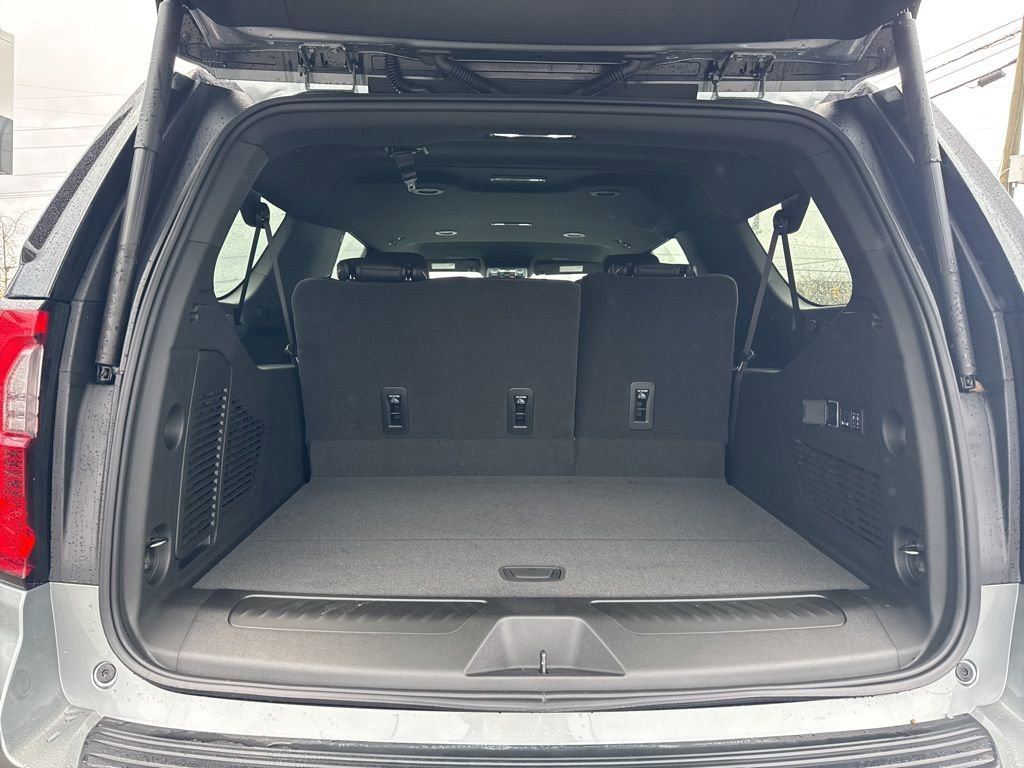 New 2026 GMC Yukon XL Elevation w/ LPO, Elevation Black Package image 35
