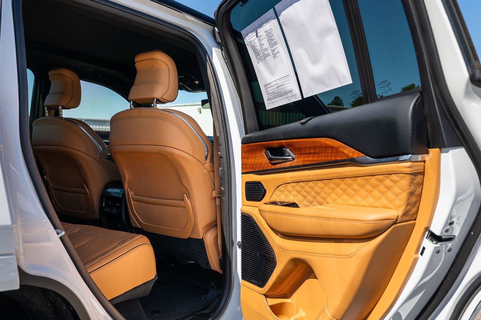 Used 2022 Jeep Grand Cherokee Summit image 25