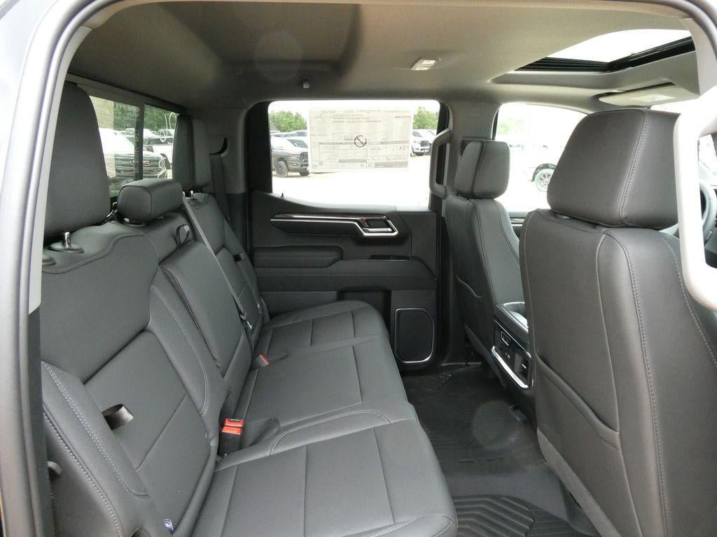 New 2026 Chevrolet Silverado 1500 LTZ w/ LTZ Premium Package AWD/4WD image 17