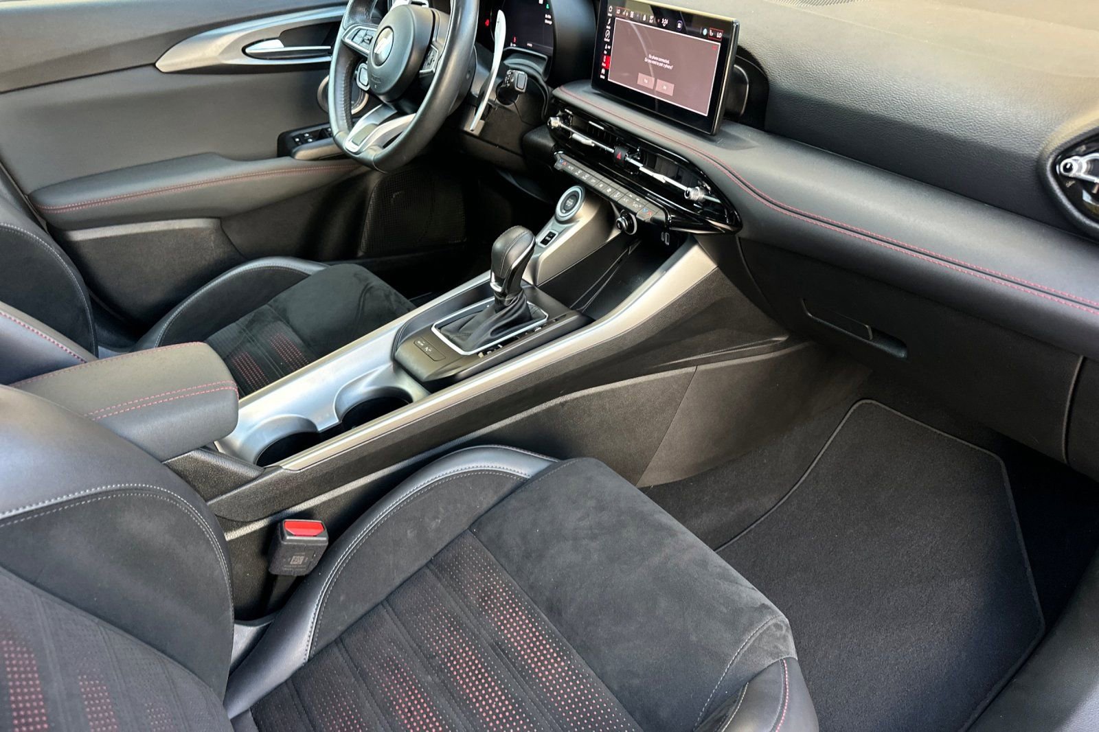 Used 2024 Dodge Hornet R/T Plus image 15