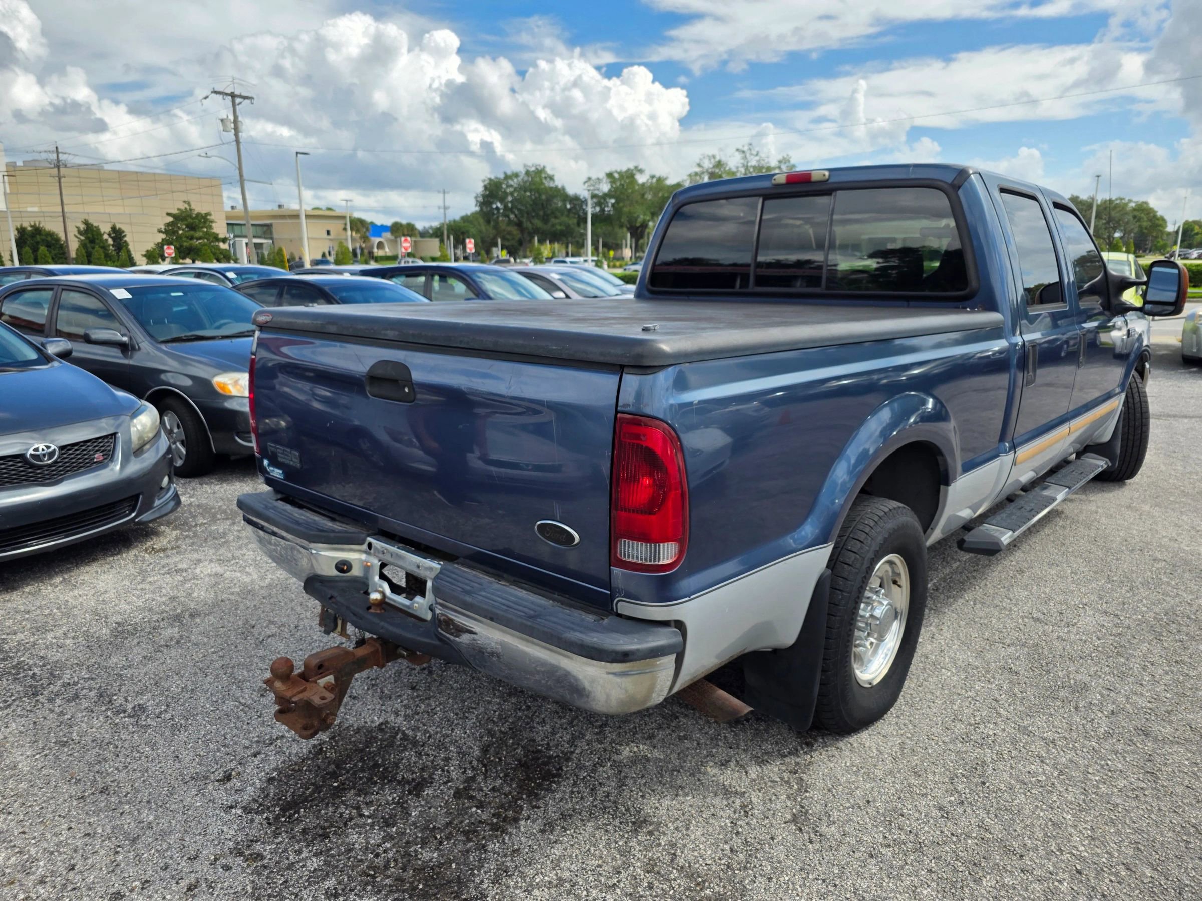Used 2004 Ford F250 XL image 7