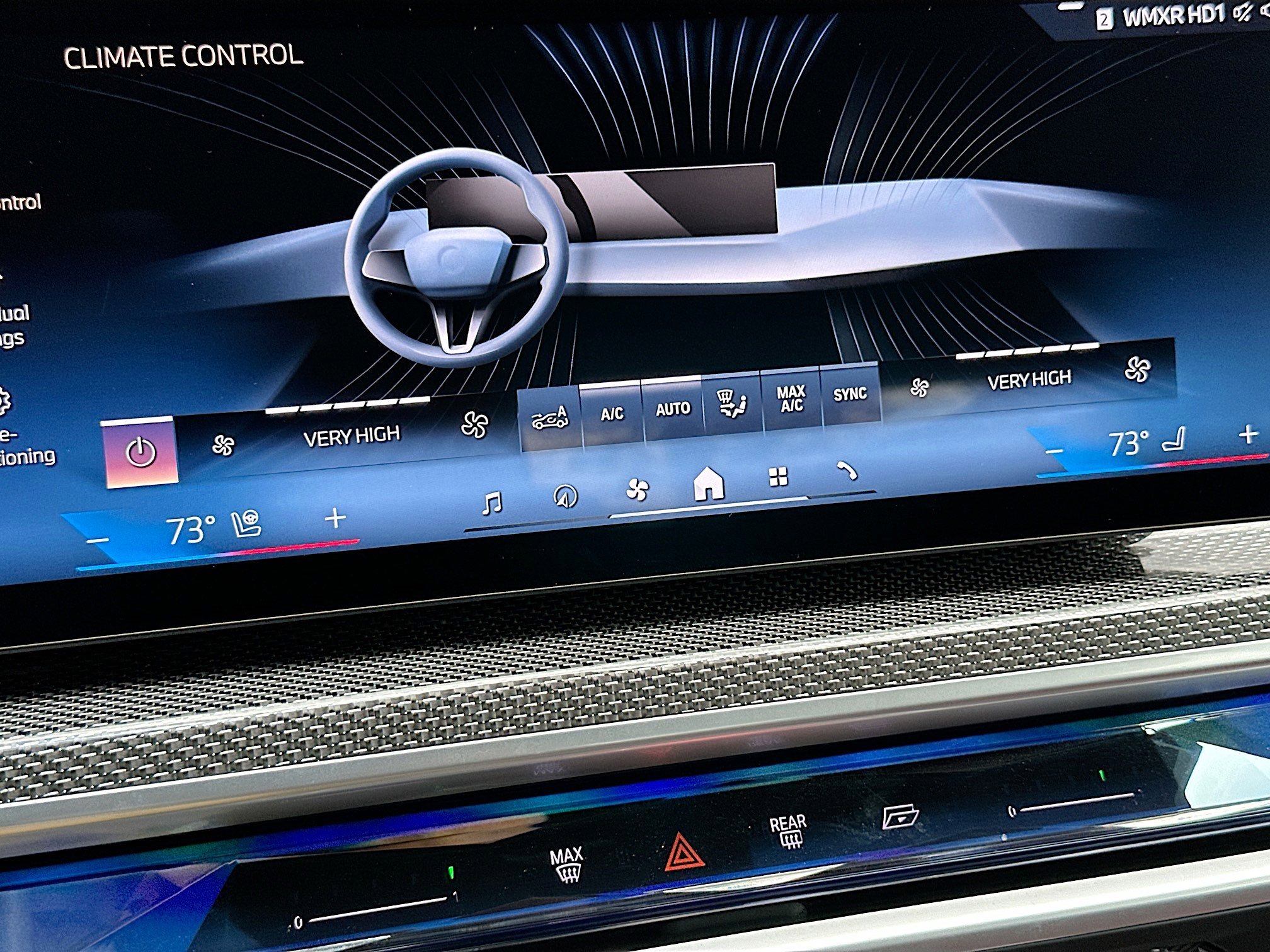 Used 2023 BMW 740i w/ Parking Assistance Package image 16