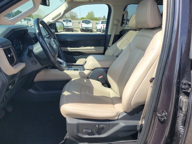 Used 2024 Ford Expedition Max Limited image 18