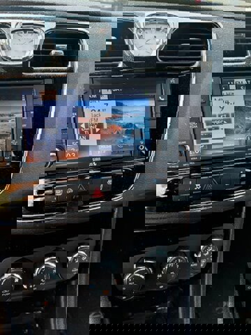 Used 2013 Chrysler 200 Limited w/ Sun/Sound Group image 12