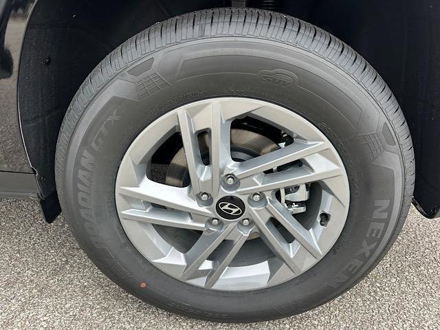 New 2026 Hyundai Tucson SE image 11