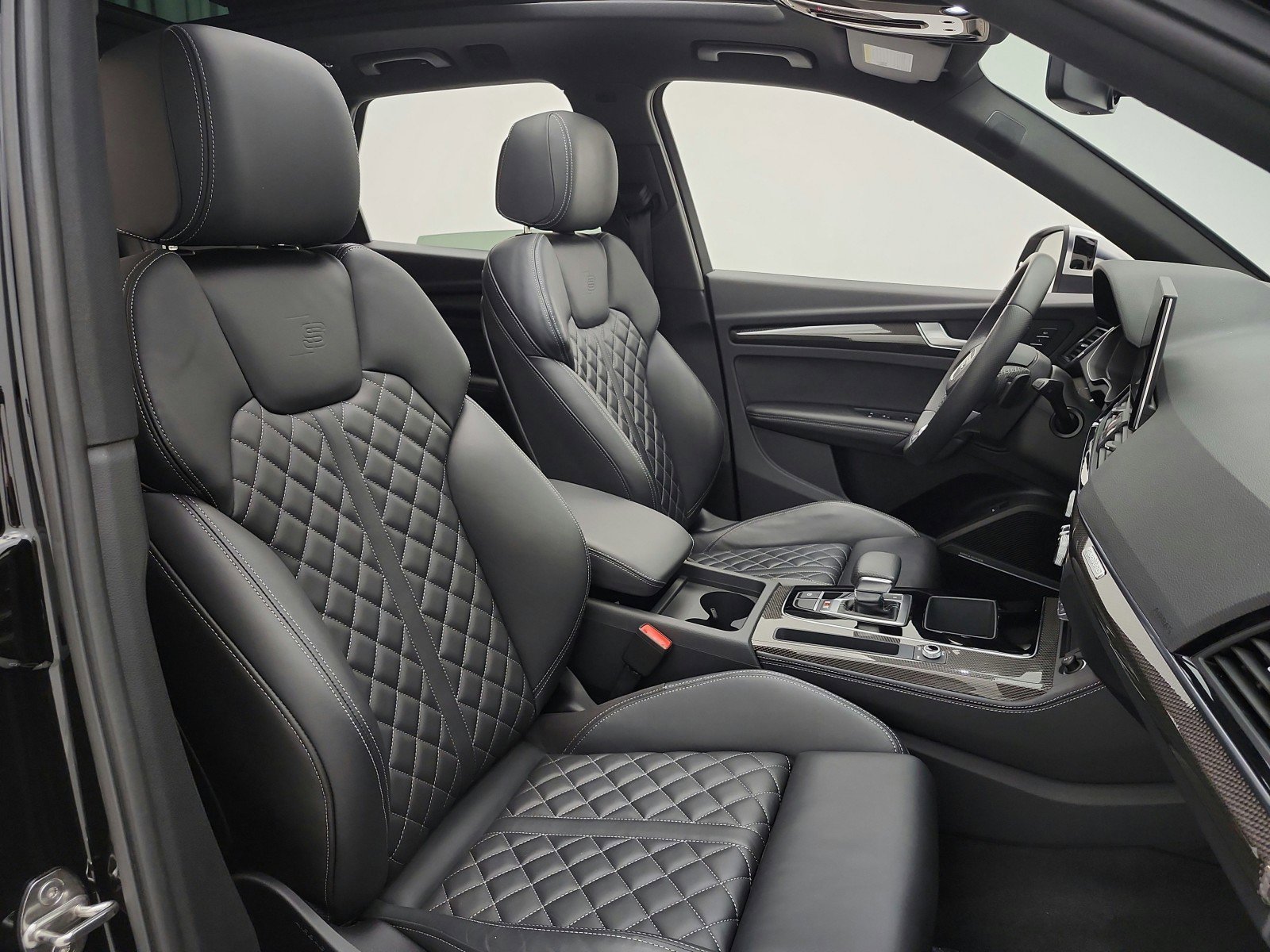 Used 2023 Audi SQ5 Premium Plus w/ Premium Plus Package image 18