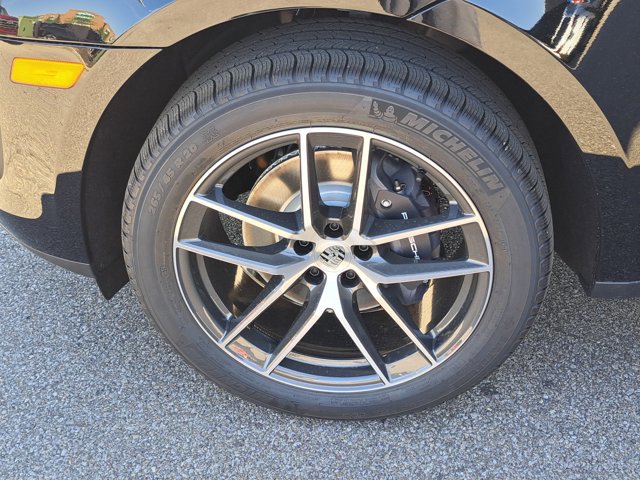 Used 2026 Porsche Macan image 11
