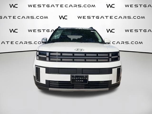 Used 2026 Hyundai Santa Fe SEL FWD image 2