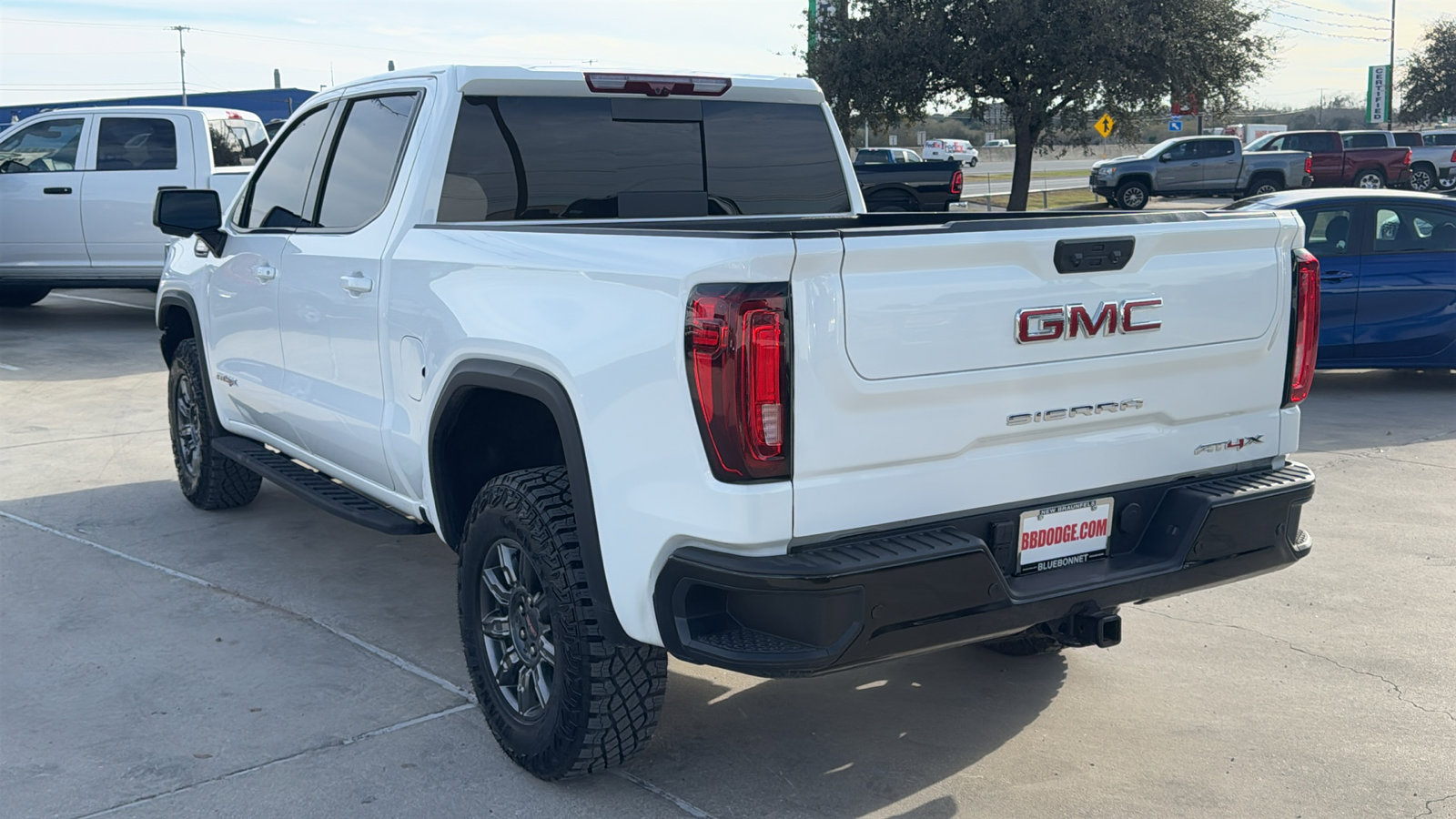 Used 2026 GMC Sierra 1500 AT4X image 7