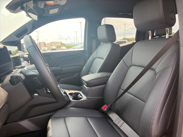 Used 2026 Chevrolet Colorado Trail Boss AWD/4WD image 17