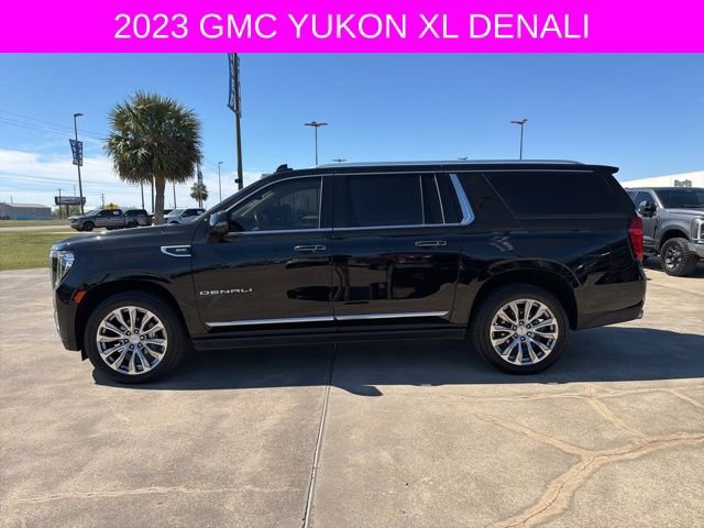 Used 2023 GMC Yukon XL Denali image 4