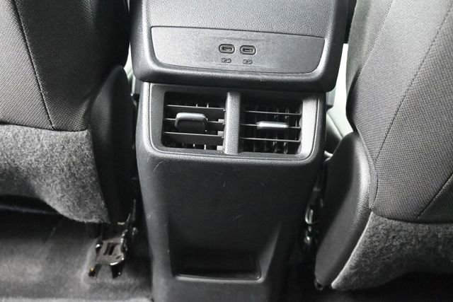 Used 2025 Chevrolet Equinox LT FWD image 30
