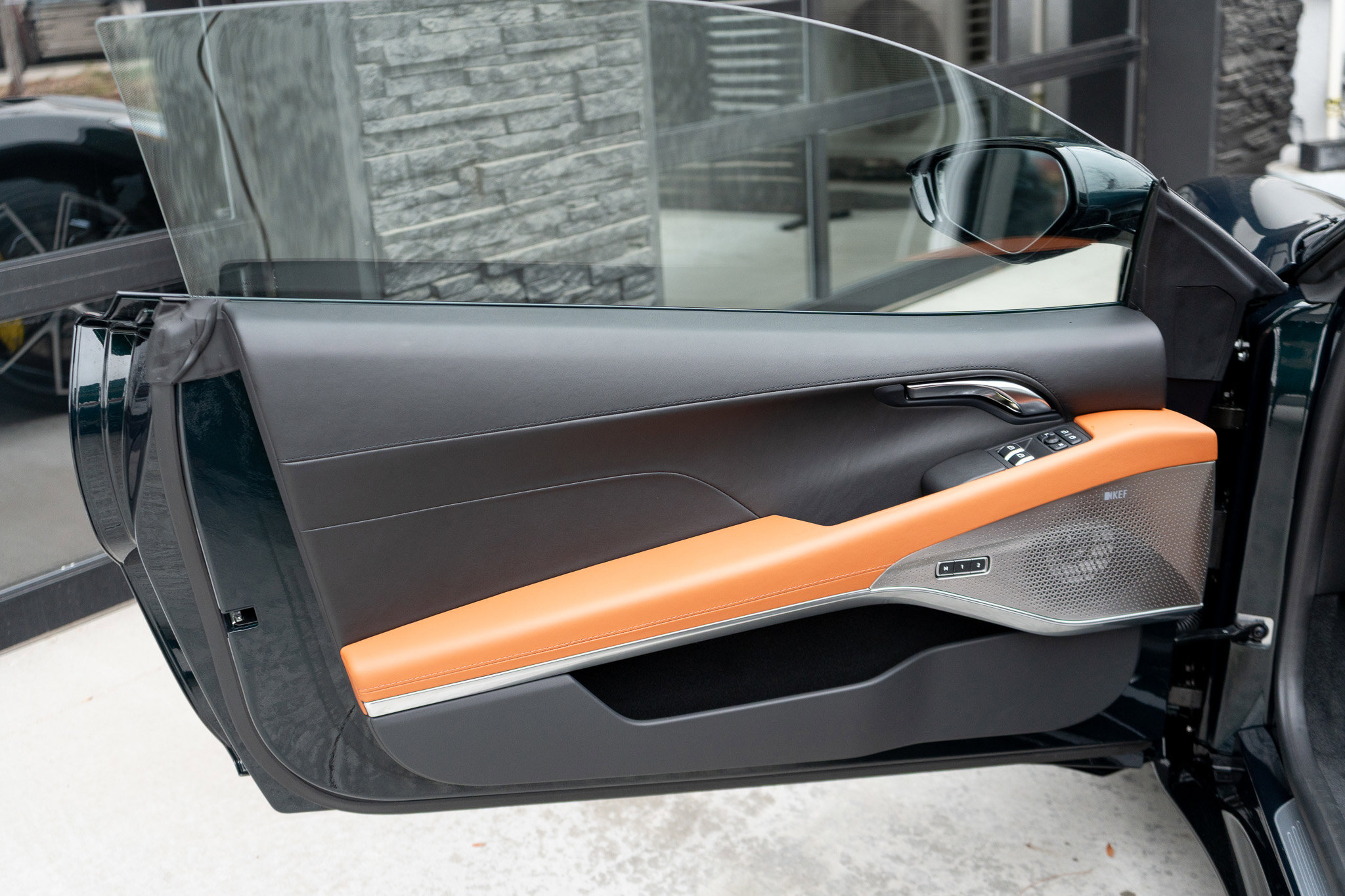 Used 2025 Lotus Emira image 19