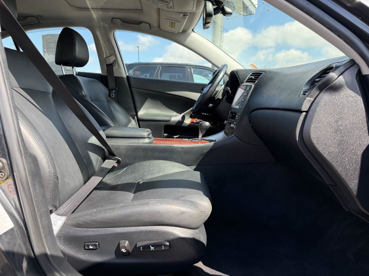 Used 2008 Lexus IS 250 AWD w/ Luxury Pkg image 13