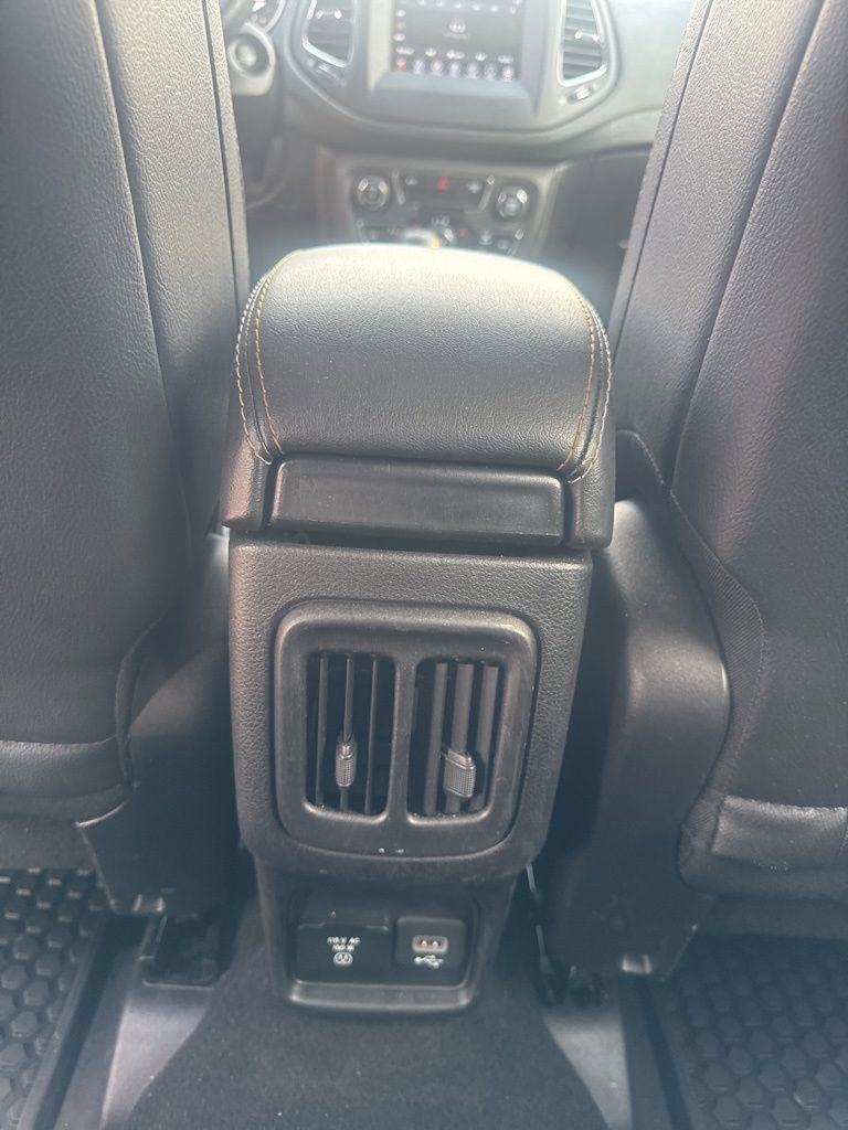 Used 2019 Jeep Compass Latitude w/ Popular Equipment Group image 6