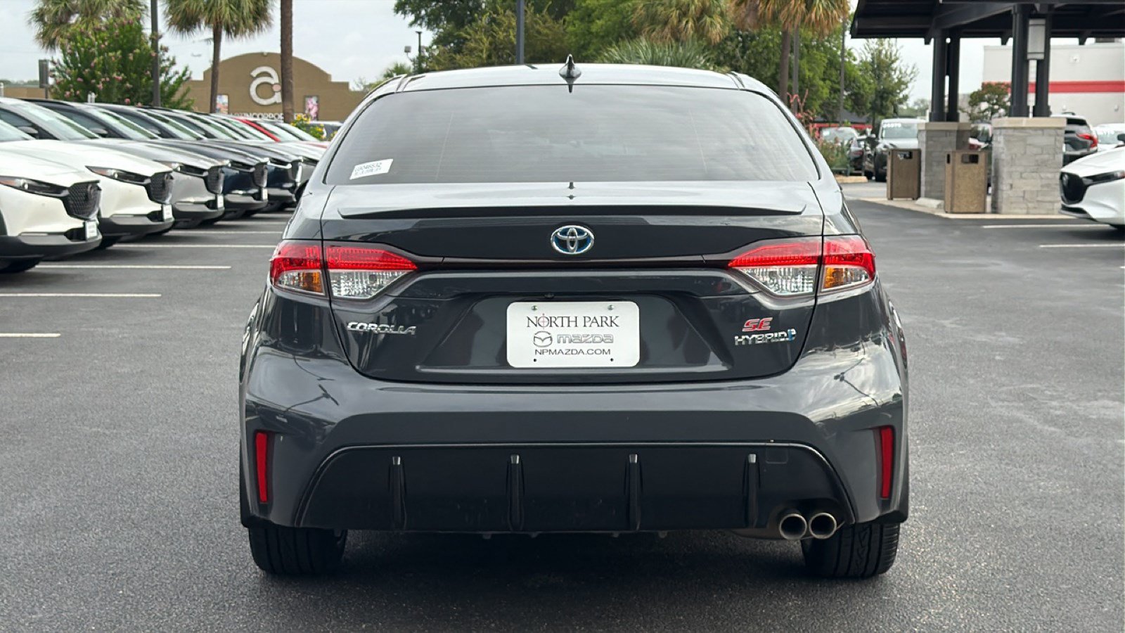 Used 2024 Toyota Corolla SE FWD image 5