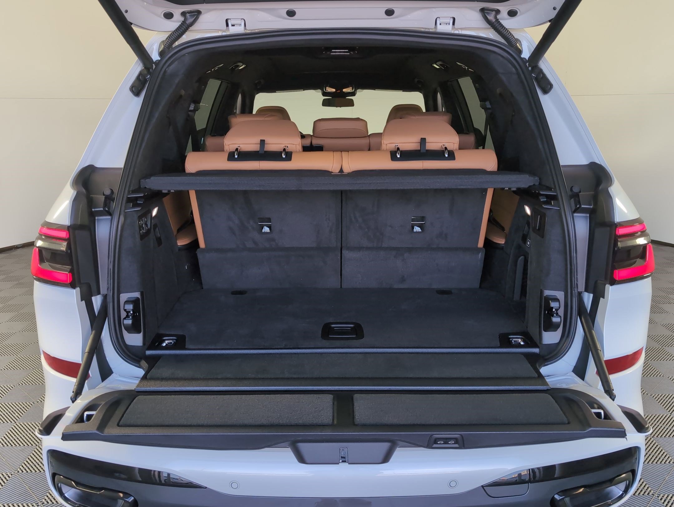 New 2026 BMW X7 xDrive40i w/ Executive Package image 31