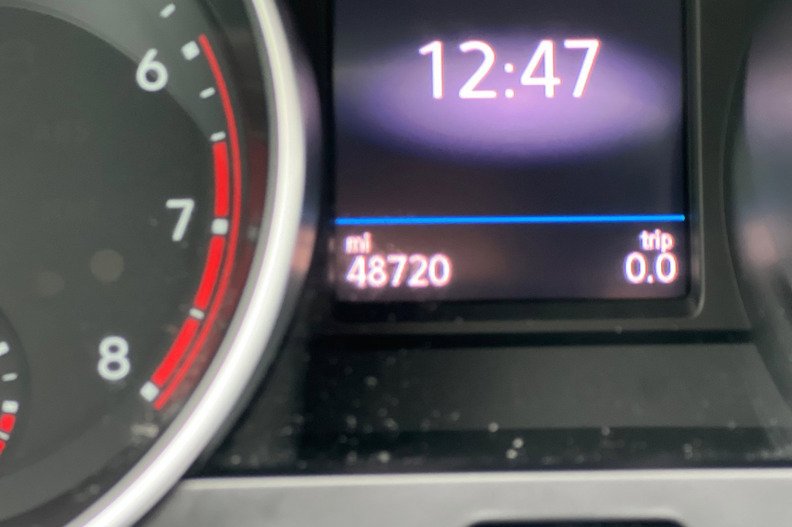 Used 2021 Volkswagen Tiguan SE image 22