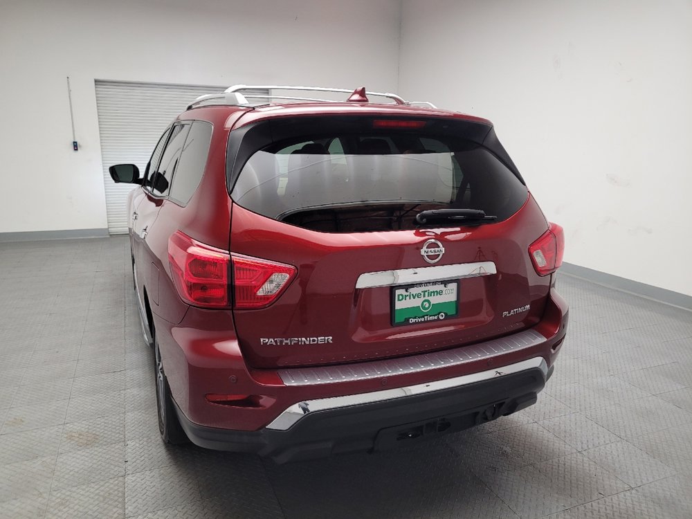 Used 2020 Nissan Pathfinder Platinum FWD image 6
