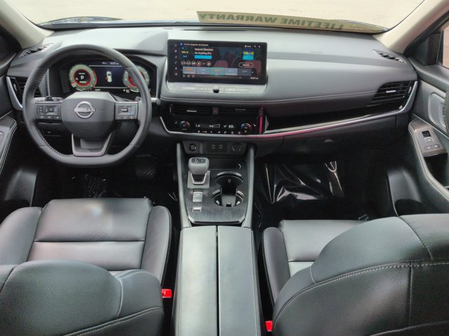 Used 2025 Nissan Rogue SL FWD image 16