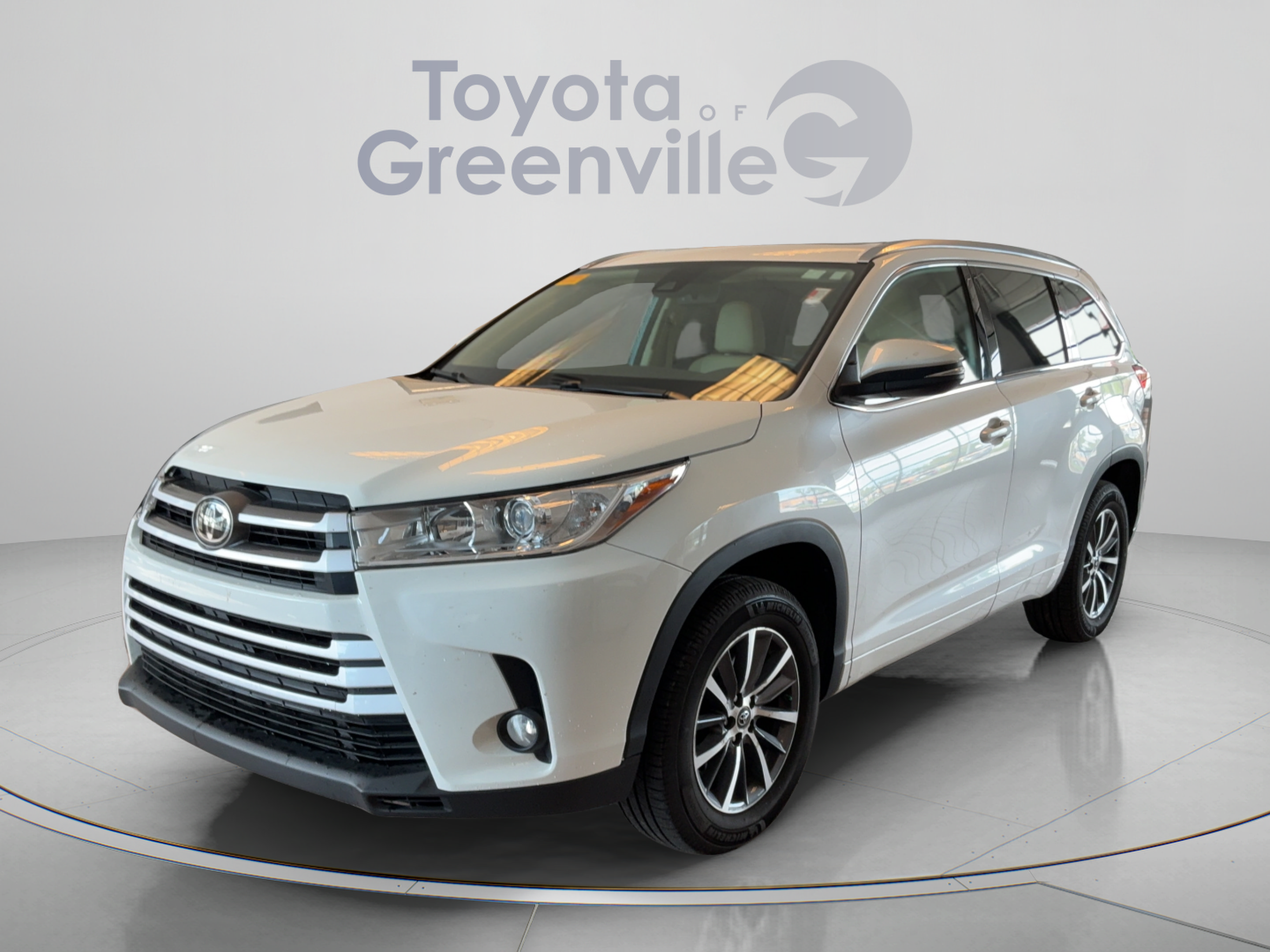 Used 2017 Toyota Highlander XLE