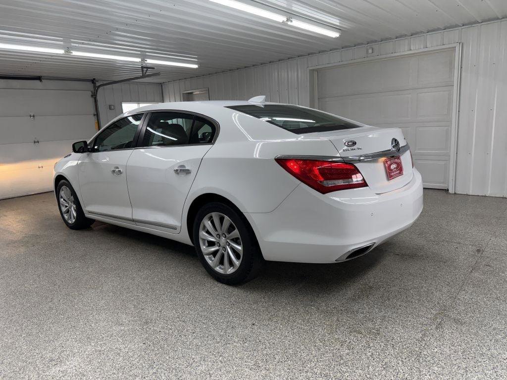 Used 2016 Buick LaCrosse Leather FWD image 4