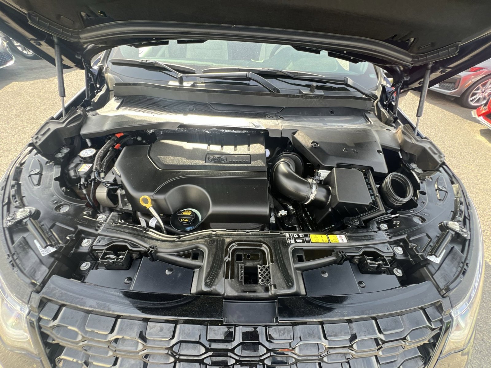 Used 2023 Land Rover Discovery Sport SE R-Dynamic image 36