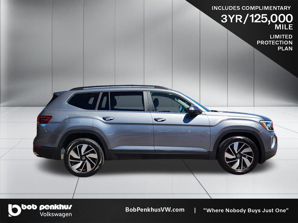 Used 2025 Volkswagen Atlas SE image 24