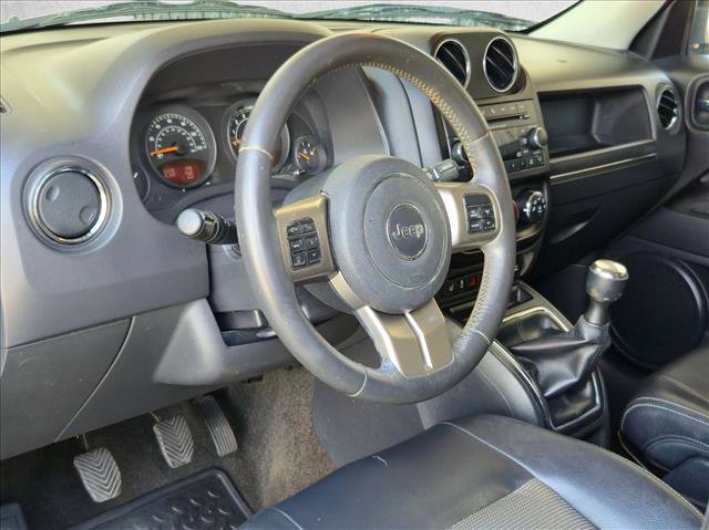 Used 2014 Jeep Patriot Latitude w/ Freedom Edition Package FWD image 9