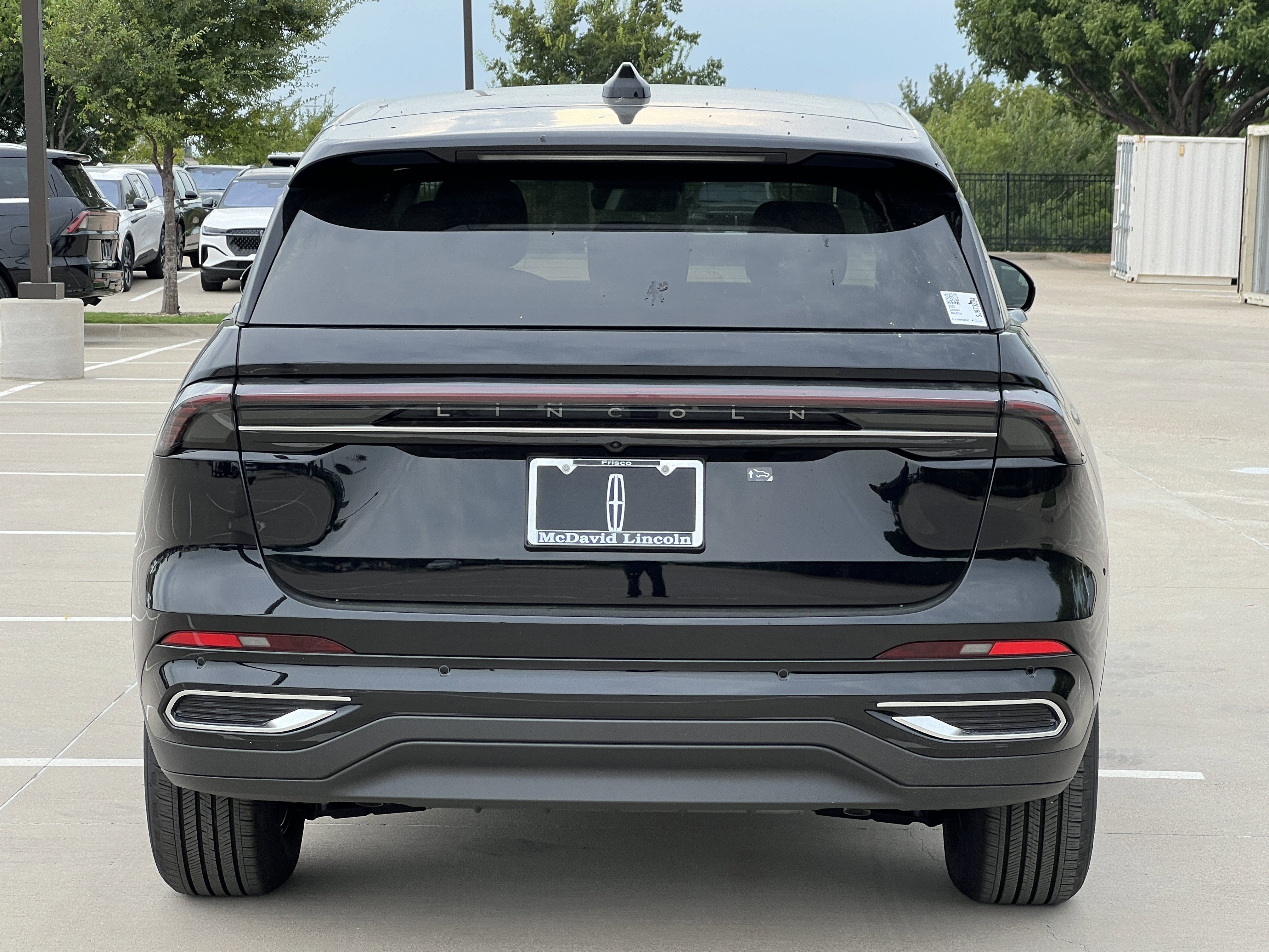 New 2025 Lincoln Nautilus Premier image 8