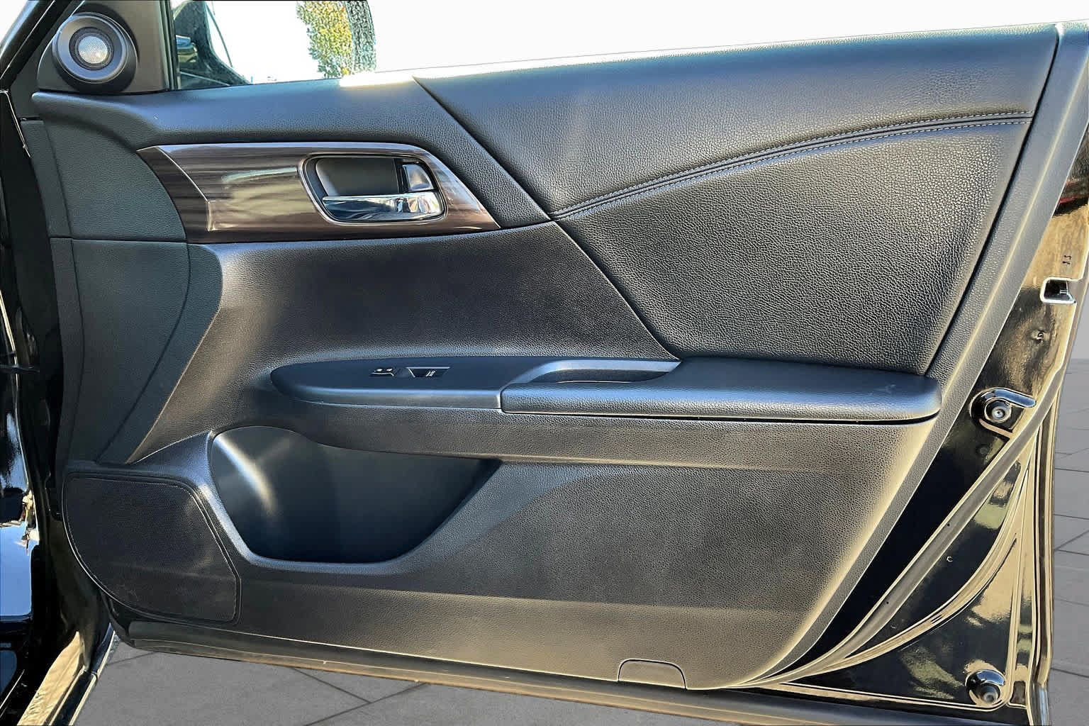 Used 2016 Honda Accord EX-L image 20
