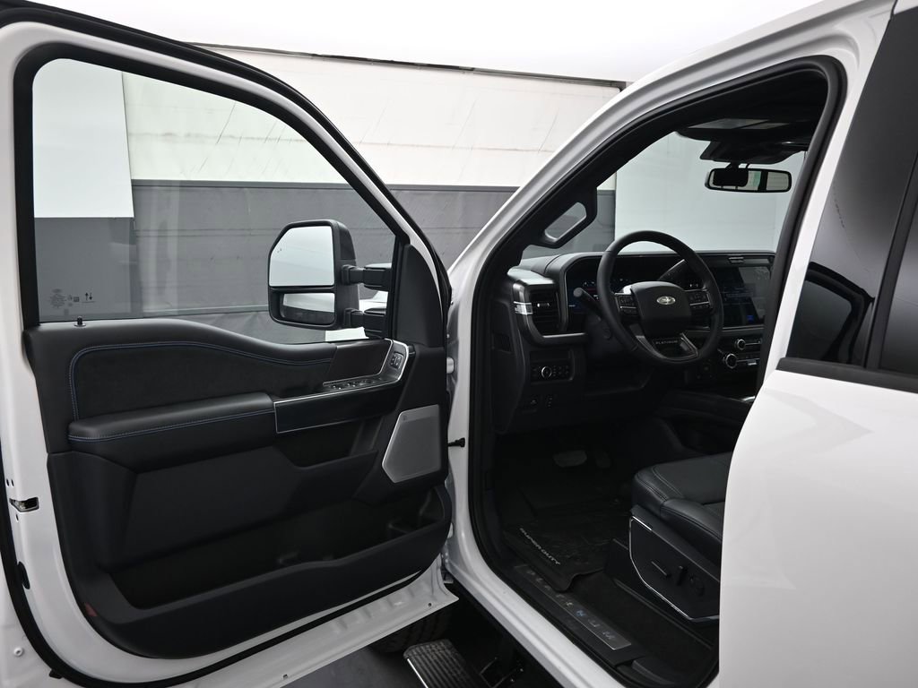 New 2026 Ford F250 Platinum AWD/4WD image 8