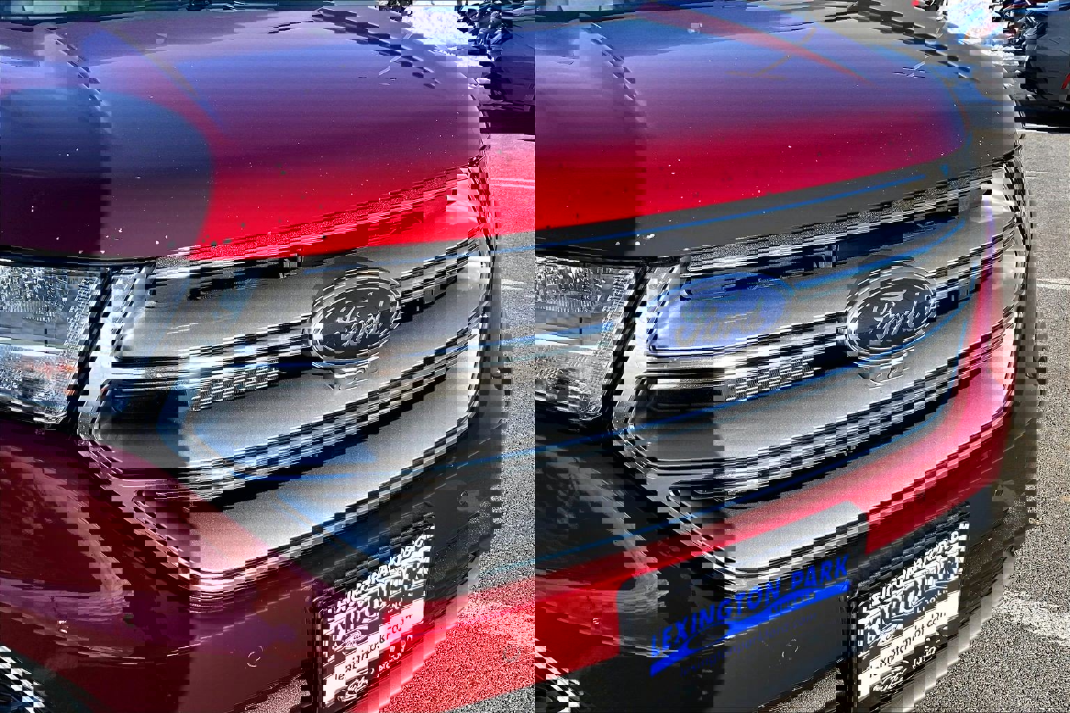 Used 2016 Ford Edge Titanium w/ Equipment Group 302A image 36