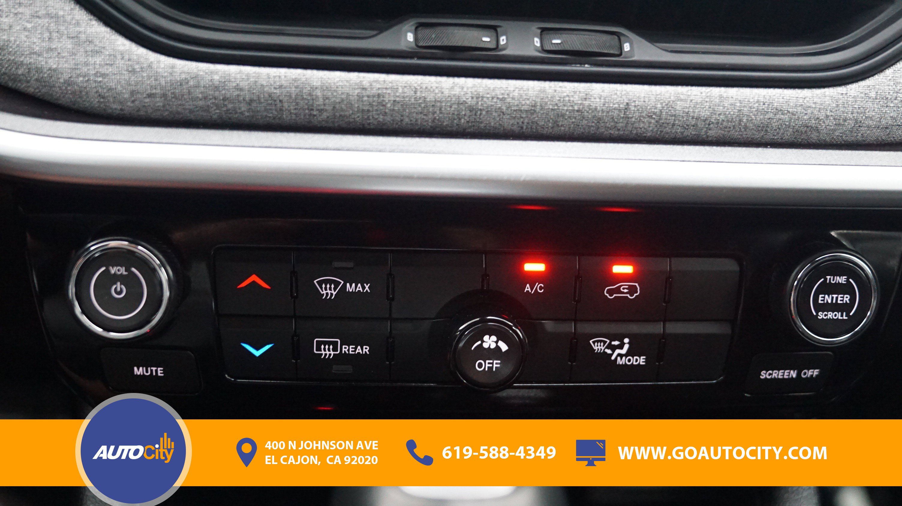 Used 2024 Jeep Compass Latitude image 22
