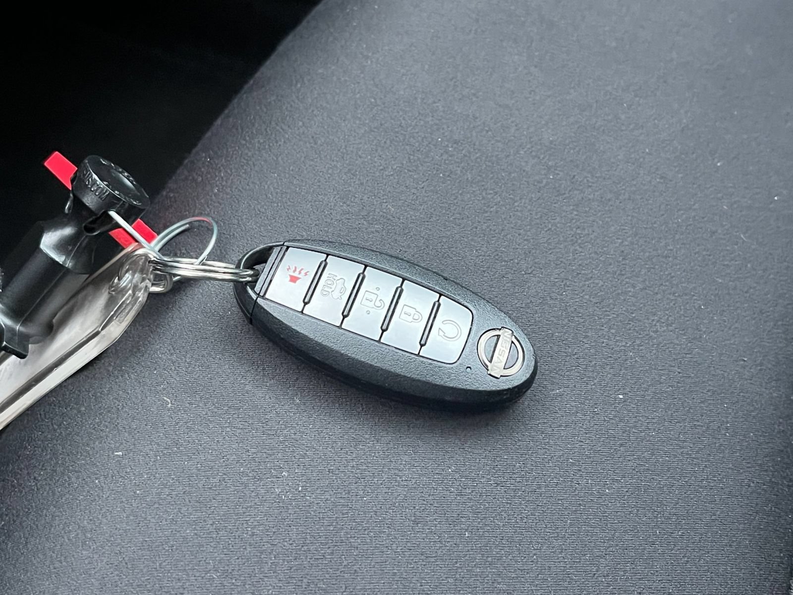 Used 2025 Nissan Altima 2.5 SV FWD image 21