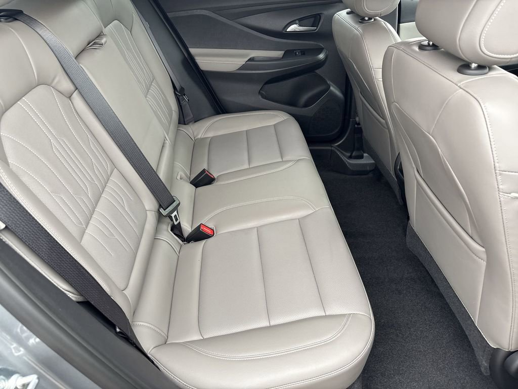 Used 2025 Buick Envista Avenir image 27