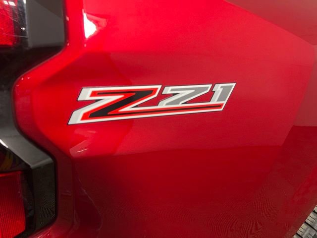 Used 2025 Chevrolet Colorado Z71 w/ Technology Package image 7