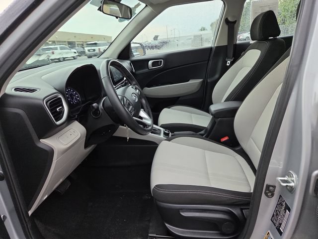 Certified 2022 Hyundai Venue SEL FWD image 21