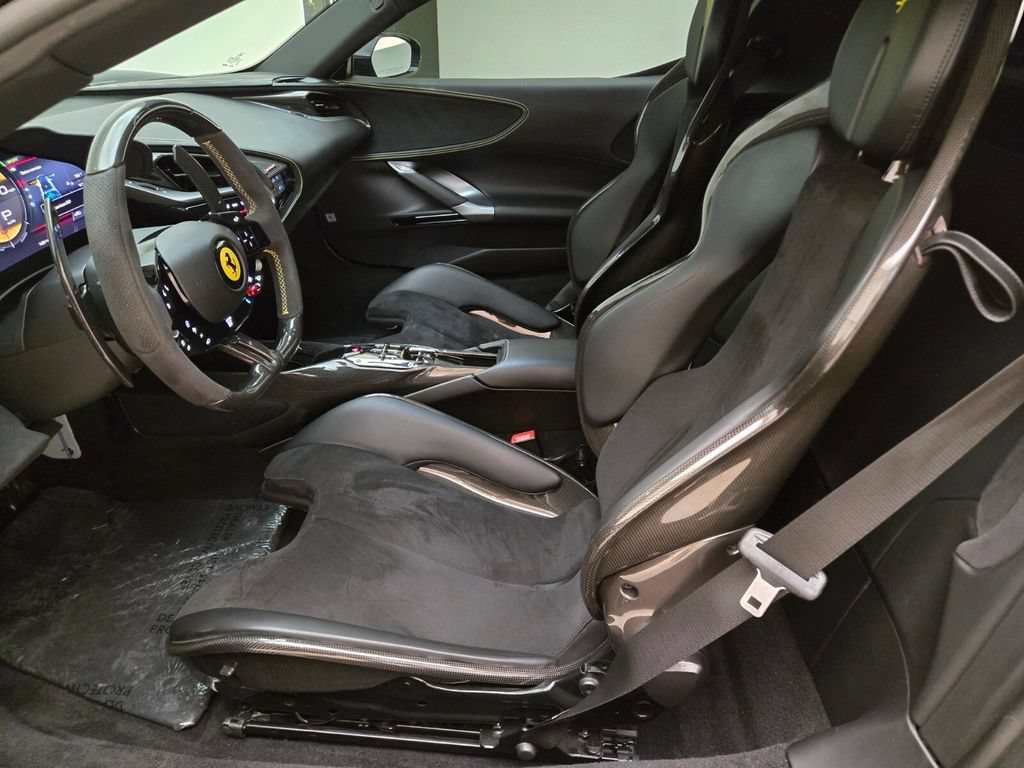 Used 2022 Ferrari SF90 Stradale AWD/4WD image 18