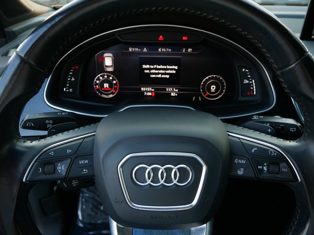 Used 2017 Audi Q7 3.0T Prestige w/ Prestige Package AWD/4WD image 25