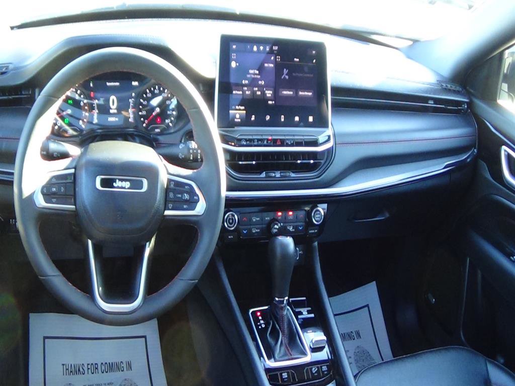 Used 2024 Jeep Compass Trailhawk w/ Sun and Sound Group image 16