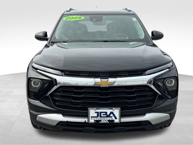 Used 2025 Chevrolet TrailBlazer LT AWD/4WD image 23