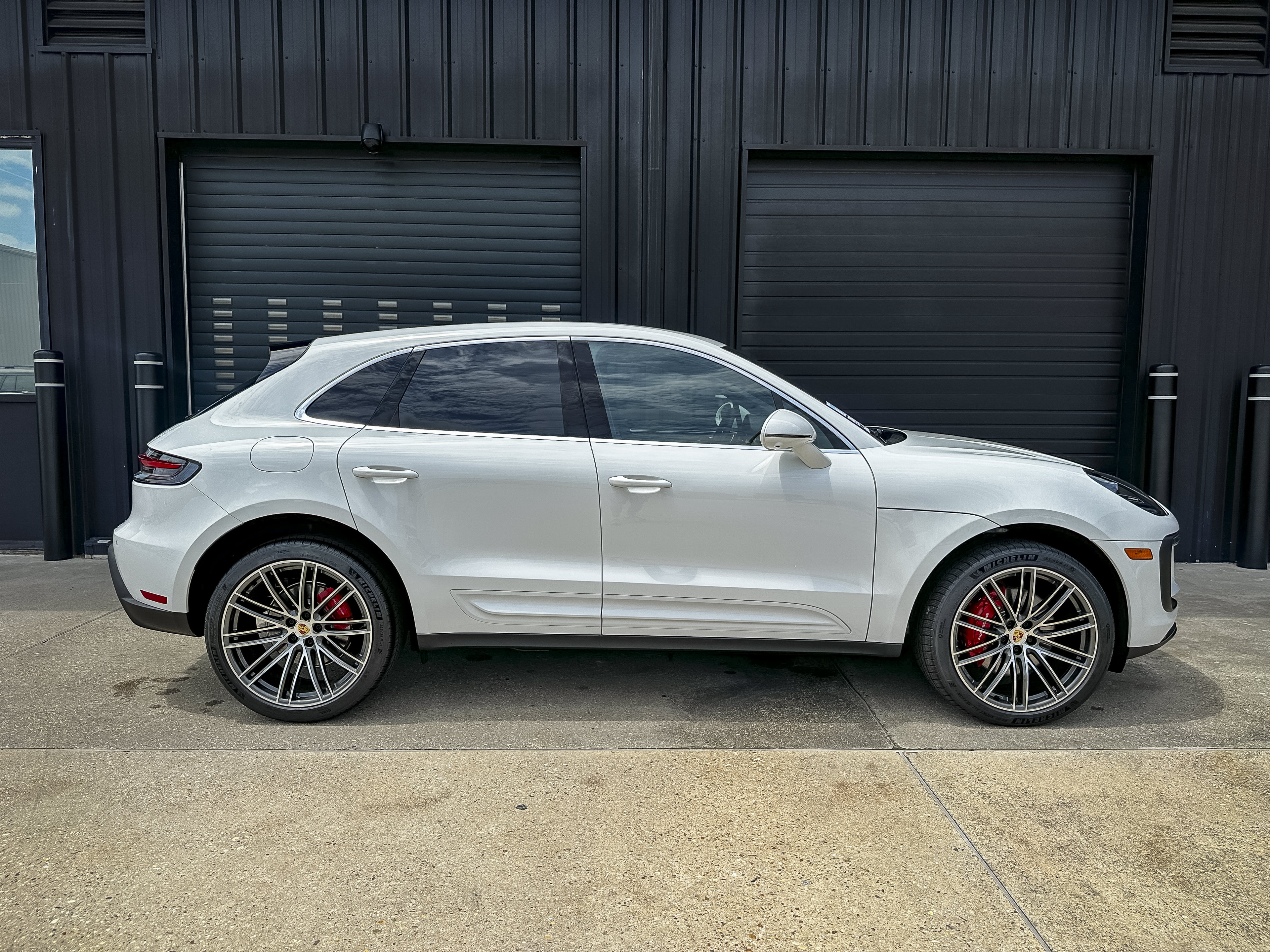 New 2026 Porsche Macan S AWD/4WD image 4