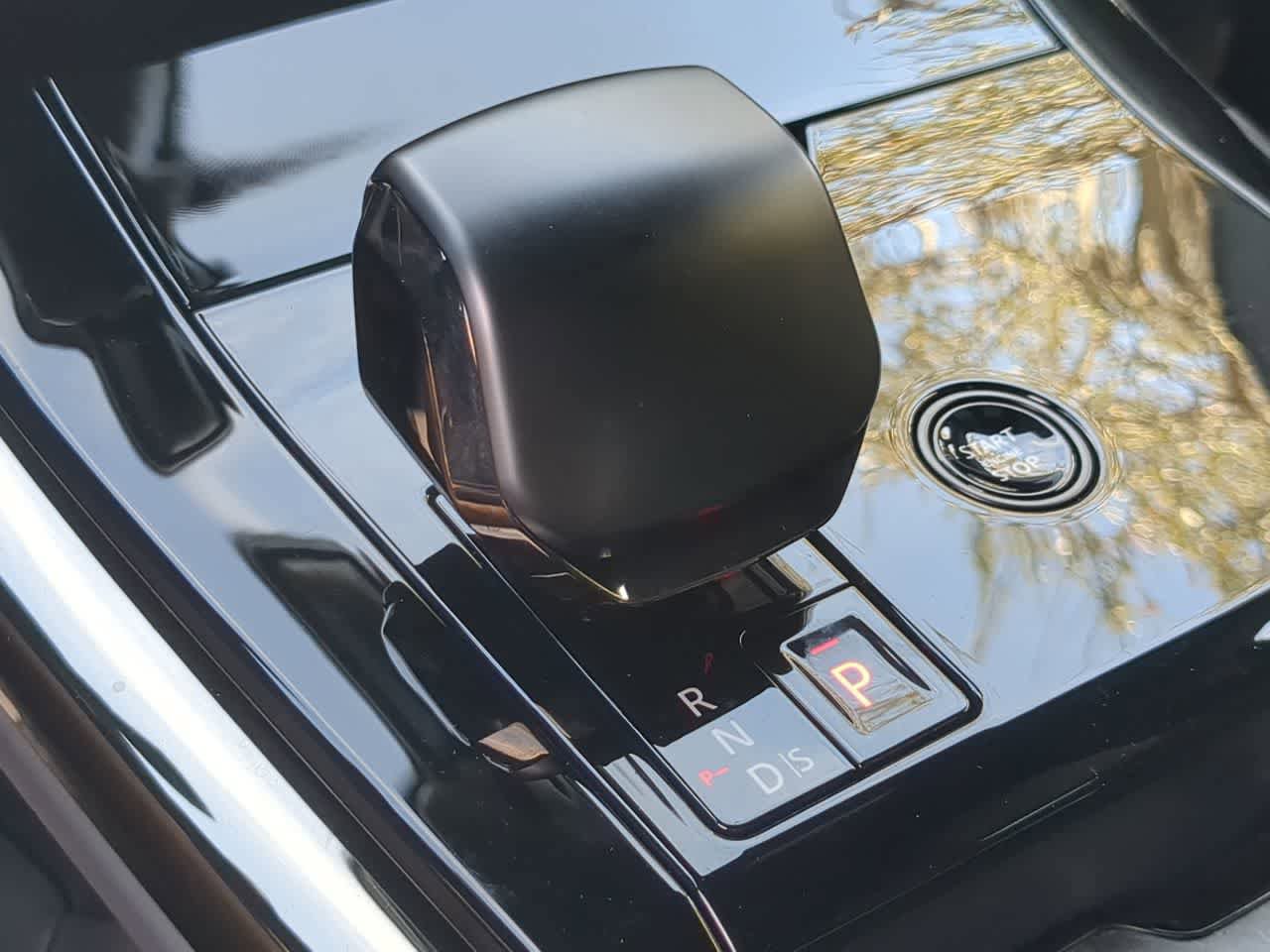 New 2026 Land Rover Range Rover Sport SV AWD/4WD image 34