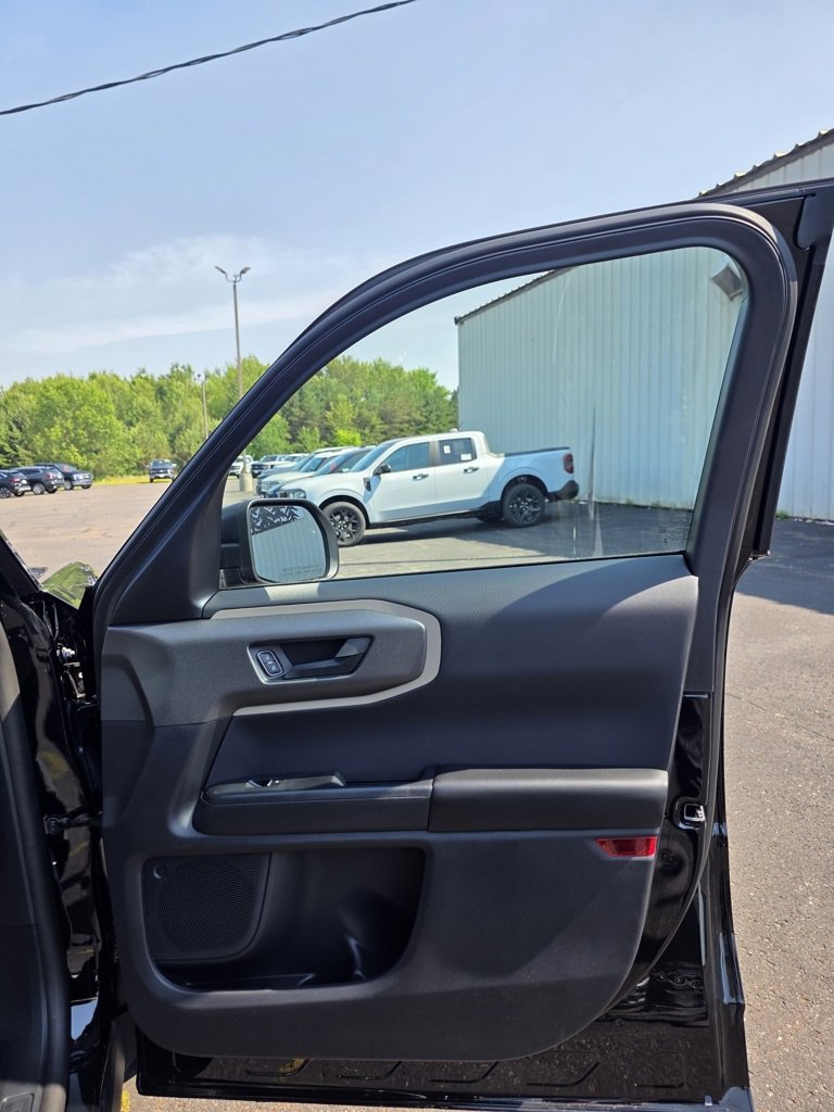 Used 2025 Ford Bronco Sport Big Bend image 23