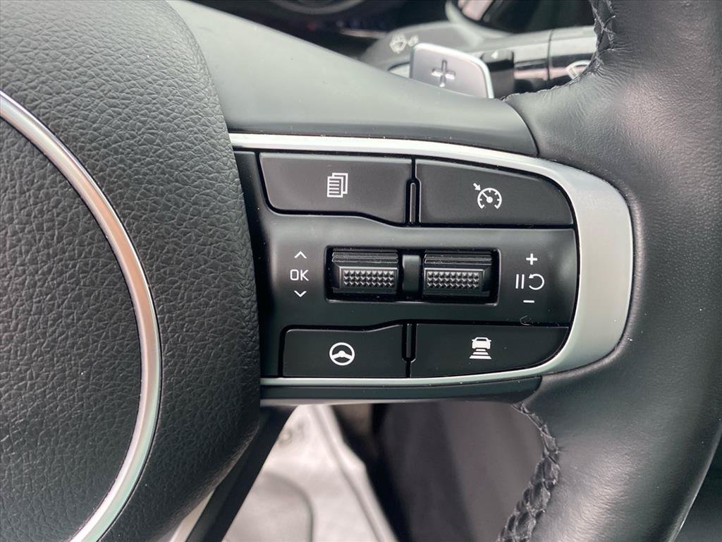 Certified 2023 Kia K5 GT w/ GT1 Package FWD image 18