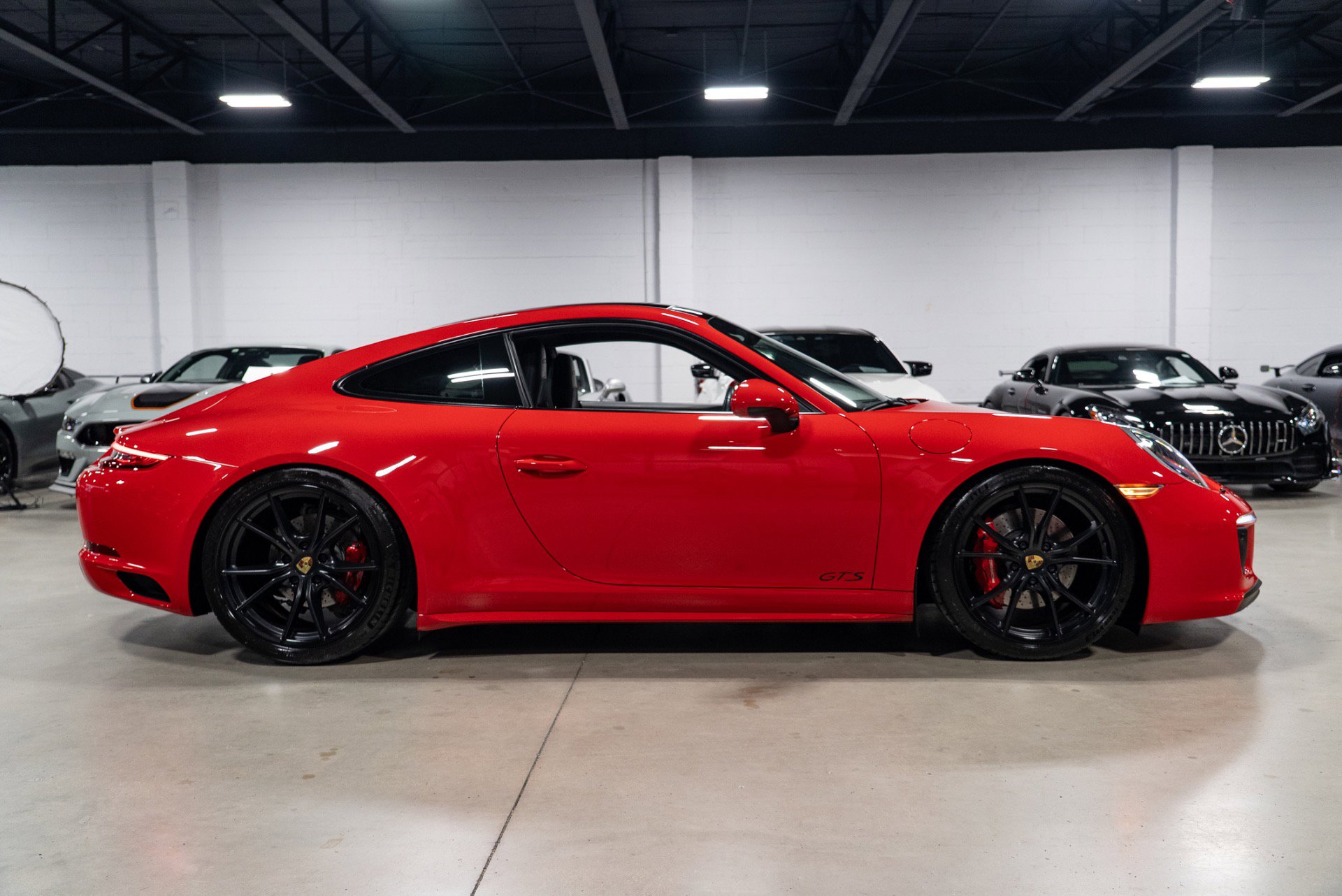 Used 2017 Porsche 911 Carrera GTS image 6